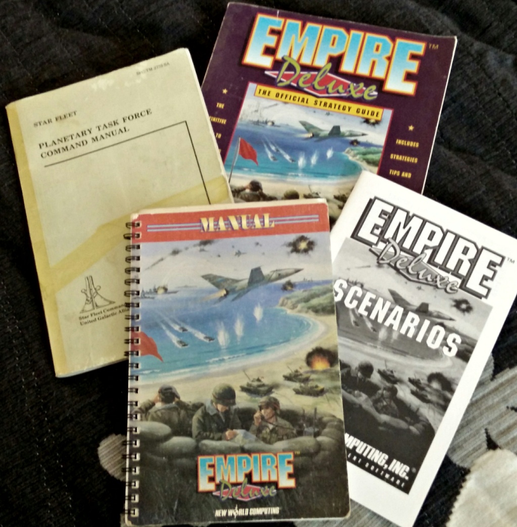 Empire-Wargame- und Empire-Deluxe-Anleitungen